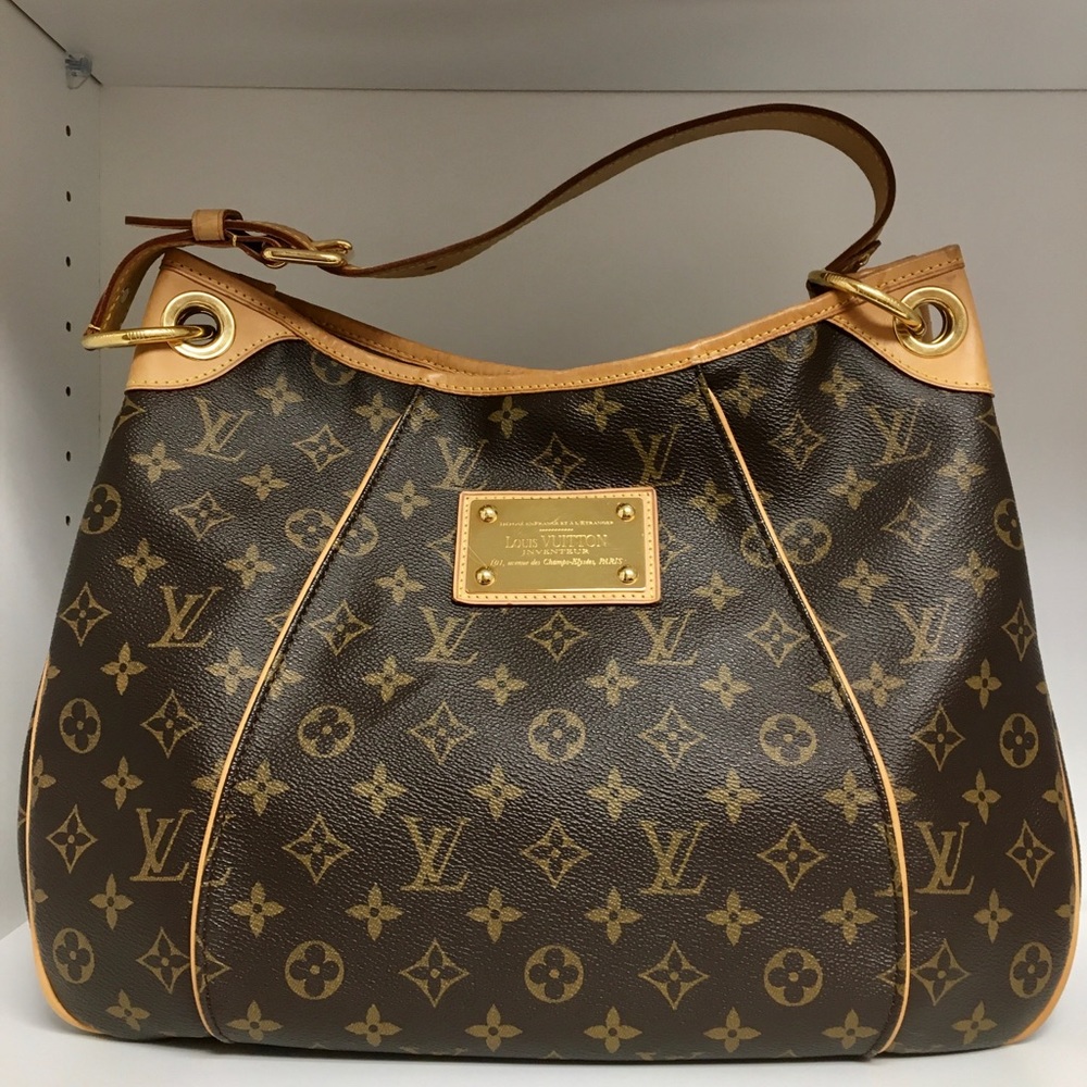 Louis Vuitton Galliera PM